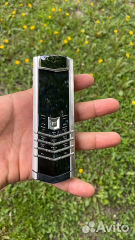 Телефон Vertu Signature S Design