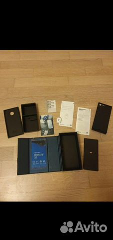 Коробка от SAMSUNG Galaxy S7 Коробка от SAMSUNG Galaxy S7