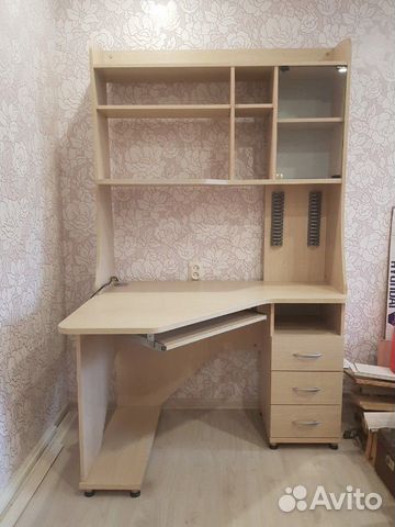 Компьютерный стол