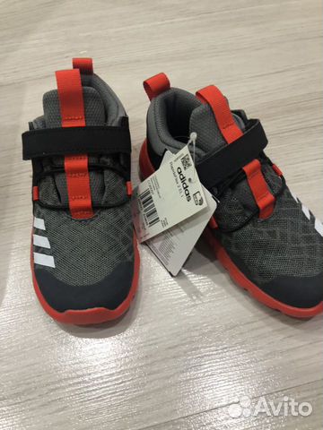 Кроссовки adidas Кроссовки adidas