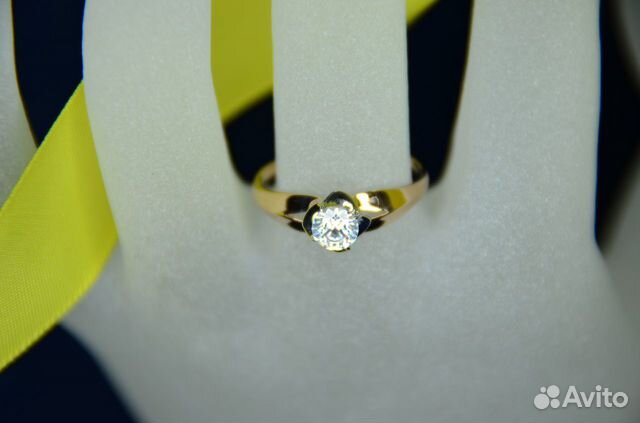 Золотое кольцо с Swarovski. Новое Золотое кольцо с Swarovski. Новое