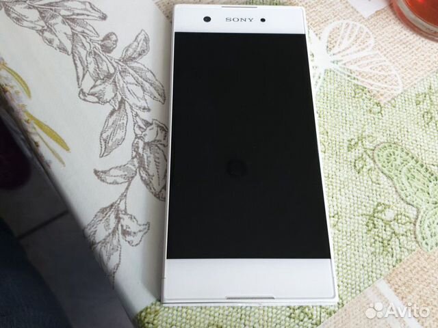 Телефон Sony xperia xa