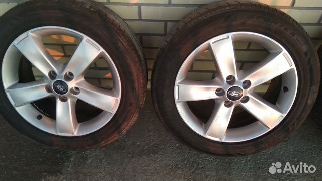 Комплект колес в сборе для Ford r17 5x108 Комплект колес в сборе для Ford r17 5x108