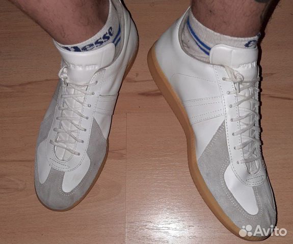 adidas samba round two sport