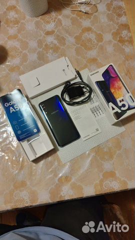 Телефон samsung Galaxy A50 (sm-505fzkuser) black Телефон samsung Galaxy A50 (sm-505fzkuser) black