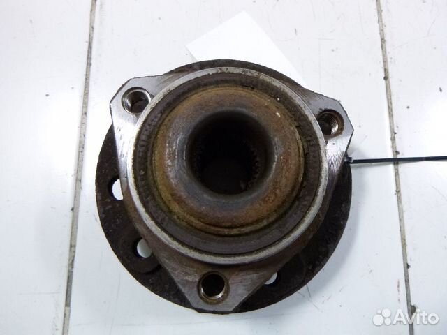 Ступица передняя Opel Astra H Family