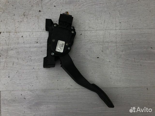 Педаль газа Mitsubishi Colt Z34A 4A90 2008 Педаль газа Mitsubishi Colt Z34A 4A90 2008