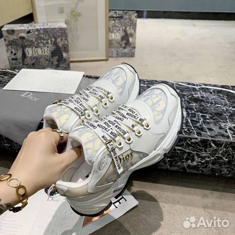 Летние кроссовки Dior2020