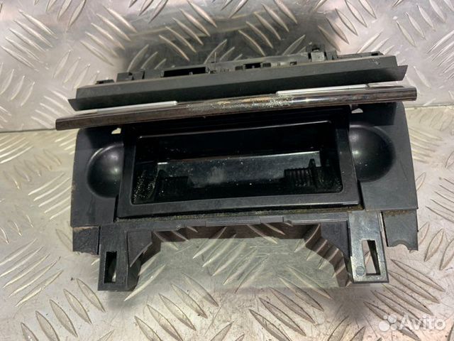 Пепельница Audi A4 B7 2.0 2006