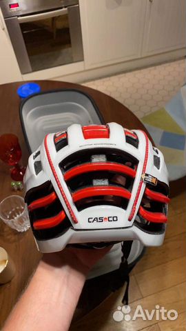Шлем Casco SpeedAiro для триатлона и велоспорта Шлем Casco SpeedAiro для триатлона и велоспорта