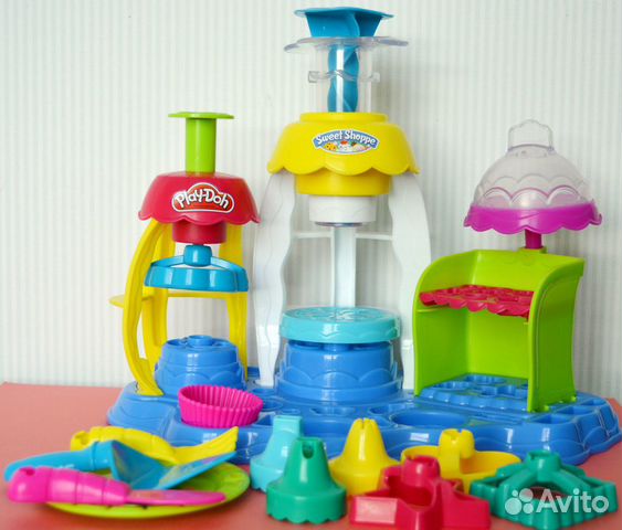 Набор для лепки из пластилина Play-Doh фабрика пир