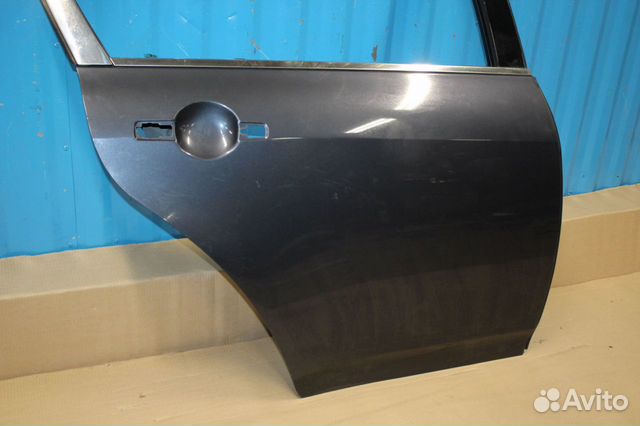 Дверь правая задняя Infiniti G (V36) Дверь правая задняя Infiniti G (V36)