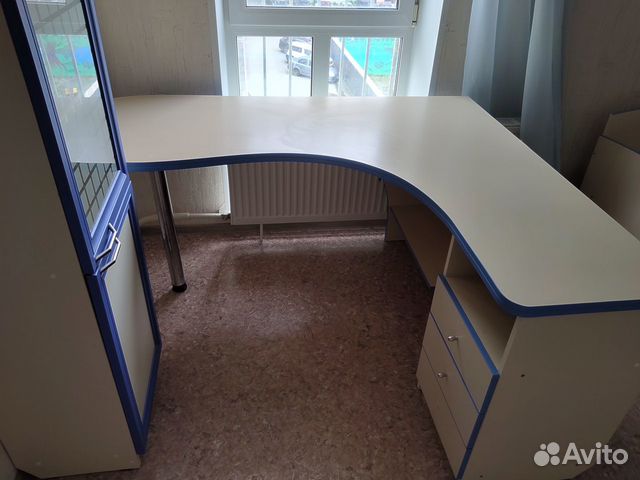 Стол рабочий угловой