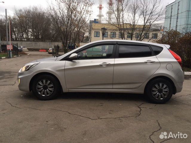 Hyundai Solaris 1.6 AT, 2012, битый, 158 000 км Hyundai Solaris 1.6 AT, 2012, битый, 158 000 км