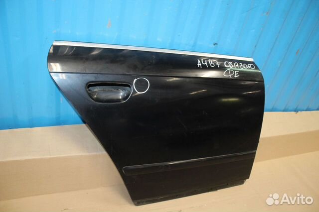 Дверь правая задняя Audi A4 (B7)