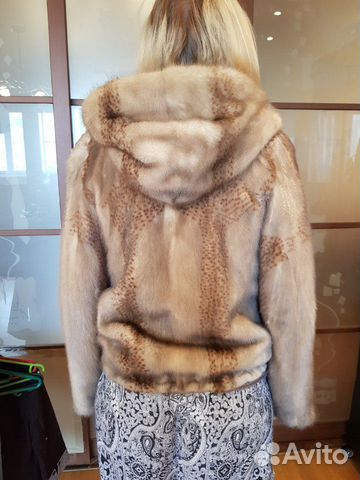 Шуба норковая с капюшоном Шуба норковая с капюшоном