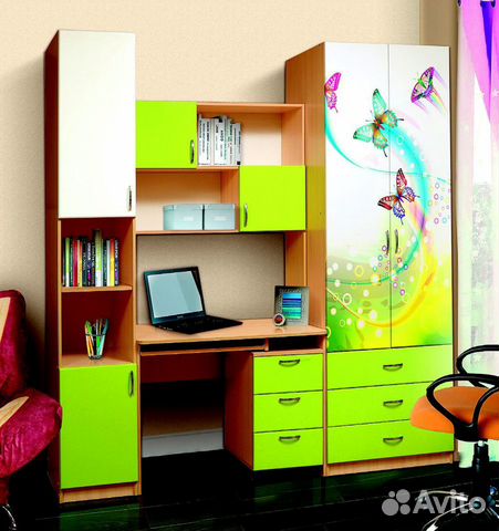 Уголок школьника-стол+пенал+шкаф (мдф)
