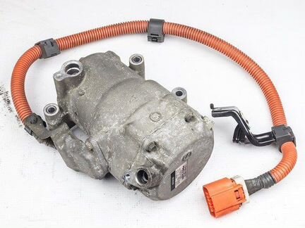 Компрессор кондиционера Toyota Prius