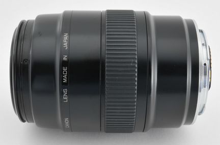 Canon 100mm F2.8 macro 5+ резкость, отл. состояние