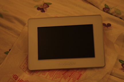 Цифровая фоторамка samsung SPF-72H