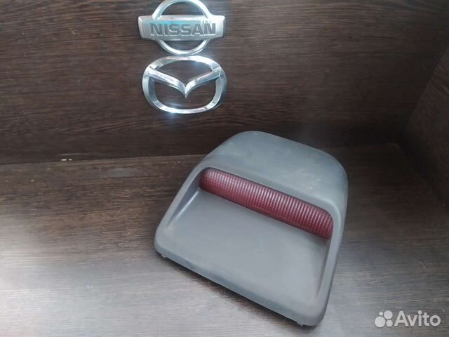 Стоп сигнал салонный ниссан блюберд HU14