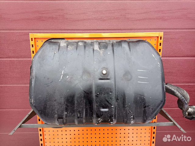 Топливный бак Opel Monterey