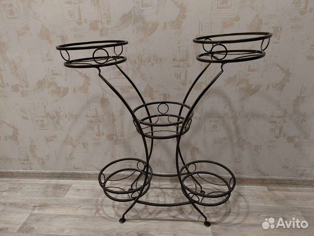 Подставка для цветов напольная металлическая