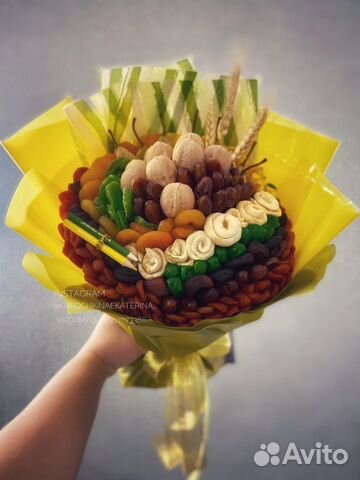 Съедобный букет из сухофруктов/орехов