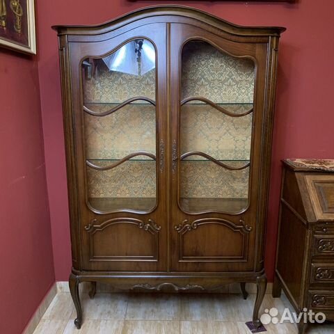 Витрина массив дерева