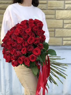 Букет из красных роз 15,25,35,51,101 / Розы купить