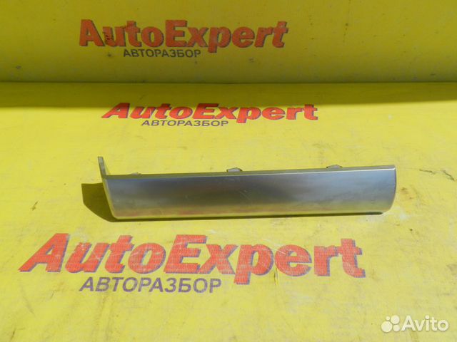 Накладка торпедо декоративная правая BMW X5 E70