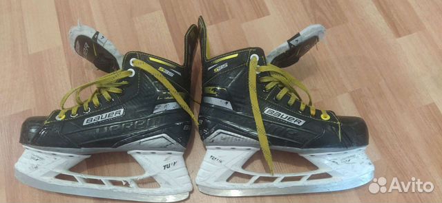 Коньки хоккейные