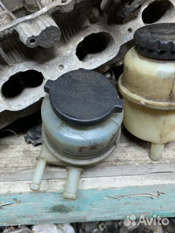 Бочок гура Тойота Камри v30 Авенсис t25