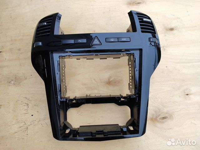 Консоль передняя с кнопками Cosmo Opel Zafira B