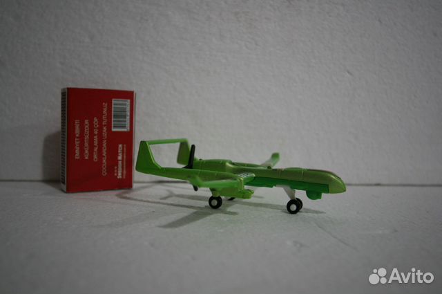 Беспилотник дрон matchbox mattel самолет