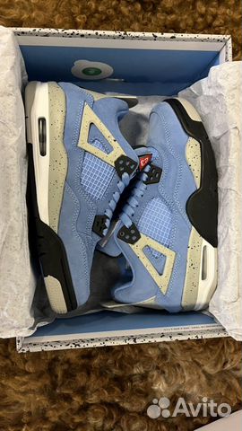 Оригинальные Air Jordan 4 University Blue