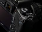 Canon 550D зеркальный фотоаппарат