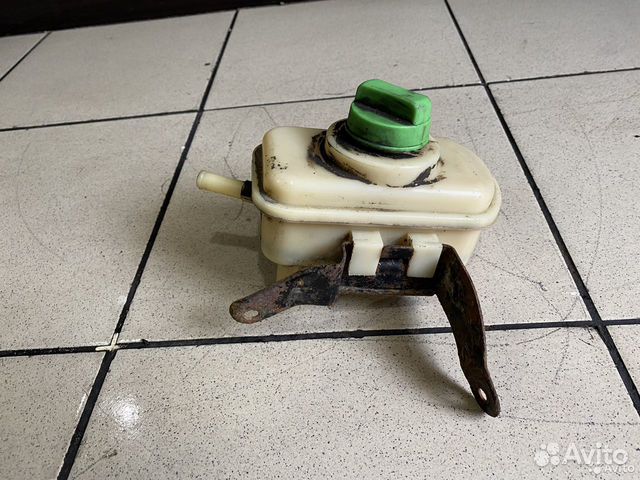 Бачок гур Chery Tiggo T11