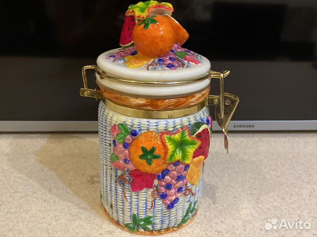 Банка для хранения сыпучих продуктов