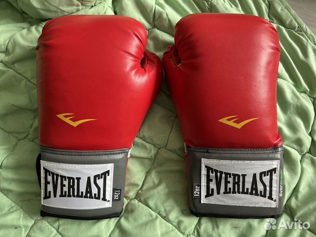 Everlast перчатки боксерские 10 унций. Эверласт перчатки боксерские 10 унций. Боксёрские перчатки эверласт УНЦЫ 16. Розовые перчатки Everlast 16 унций.