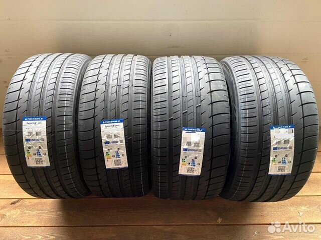 Triangle Sports TH201 255/30 R20 92Y