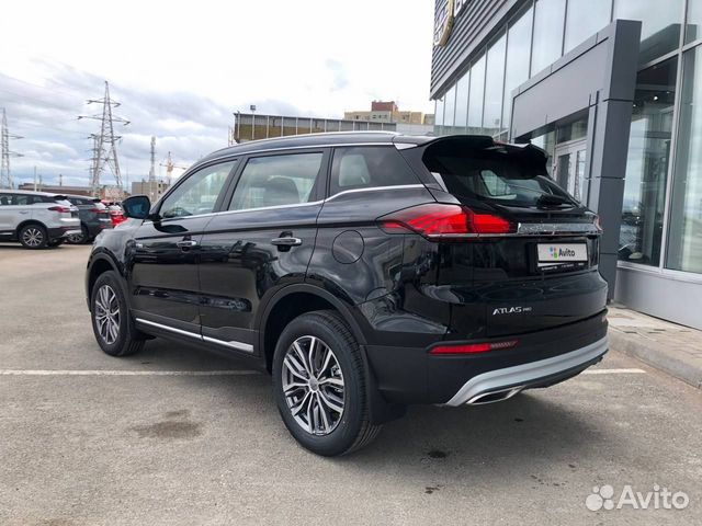 Geely Atlas Pro 1.5 AMT, 2022