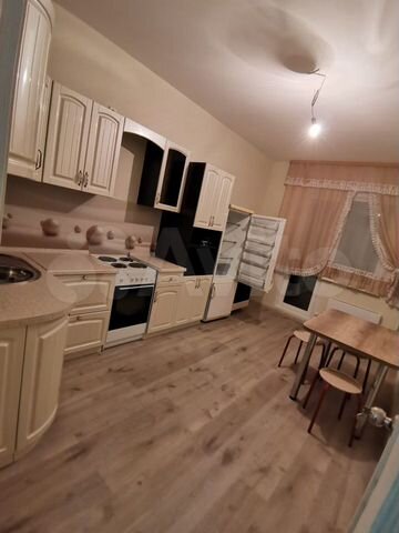 2-к. квартира, 71 м², 2/16 эт.