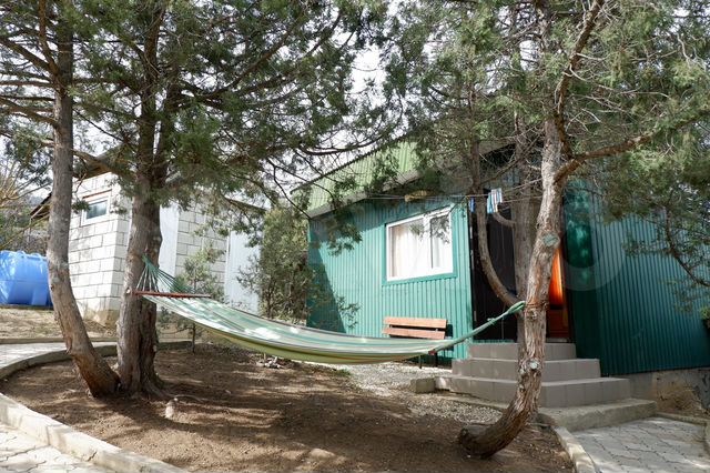 Комната 20 м² в 3-к., 1/1 эт.