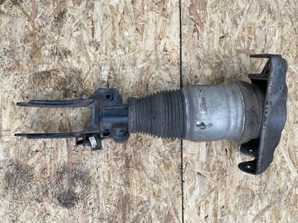 Пневмостойка передняя левая Porsche Cayenne 955