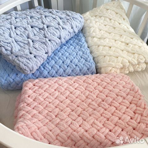 Плед детский из пряжи Alize Puffi