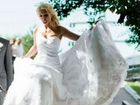 Свадебное платье со шлейфом длинной фатой 46 разме объявление продам