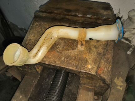 Заливная горловина бачка омывателя Chery Sweet (QQ