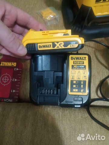 Лазерный уровень dewalt