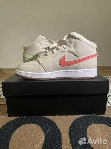 Кроссовки Nike Air Jordan 1 Mid Fleece